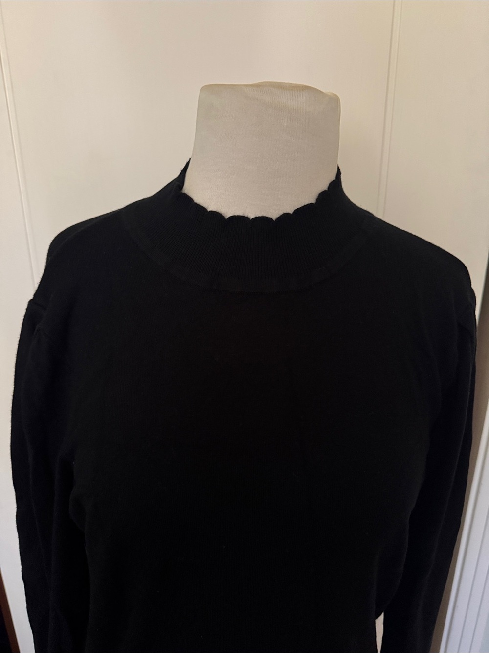 Nordstrom Black Women's mock neck Sweater - Scallop Neck